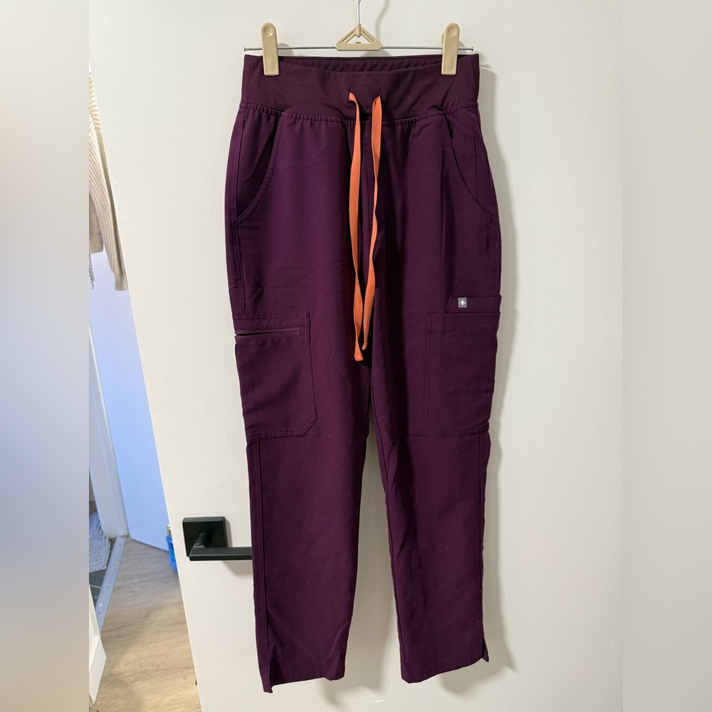 Figs High Waisted Yola Petite Skinny Scrub Pants